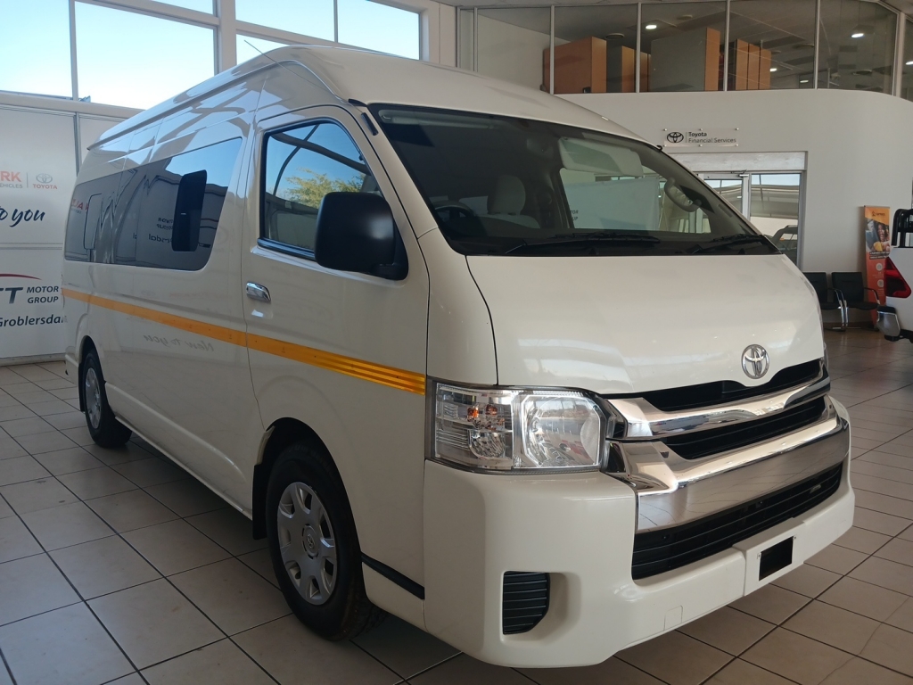 TOYOTA QUANTUM HIACE 2.5 D-4D 14 SEAT for Sale in South Africa