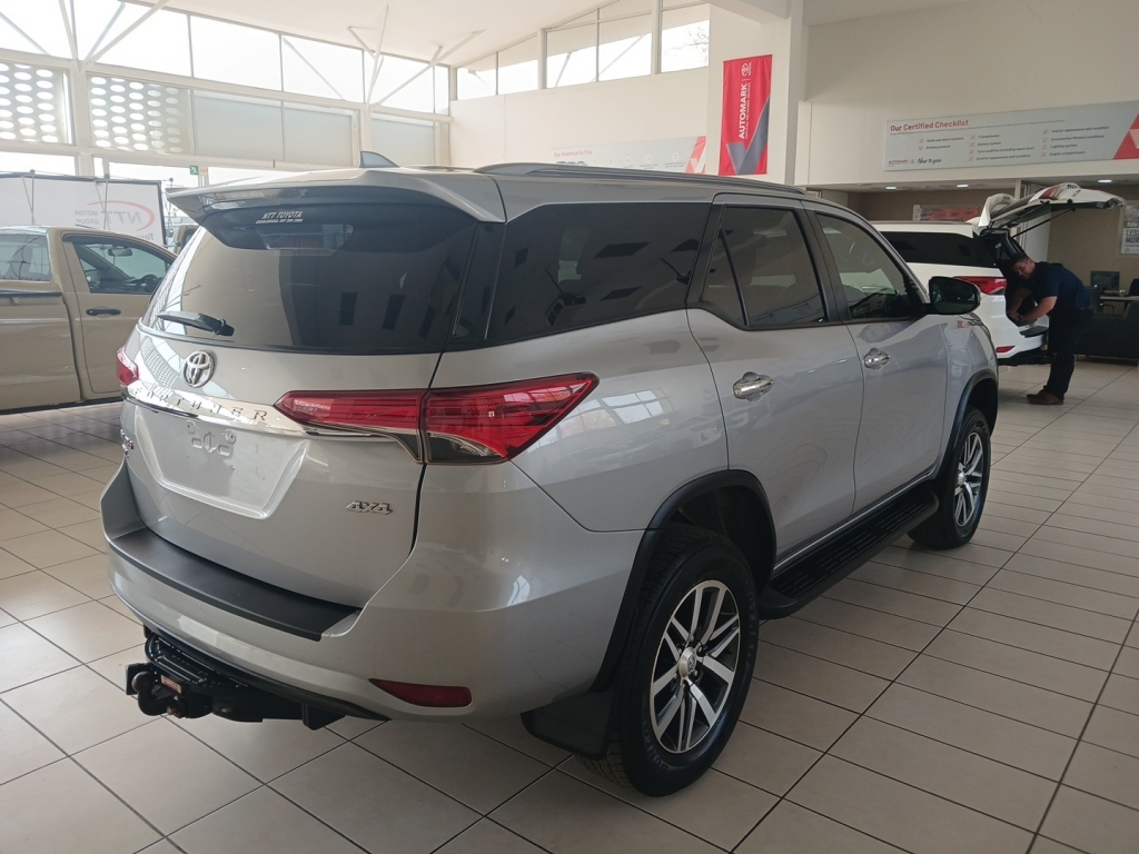 Used car gallery