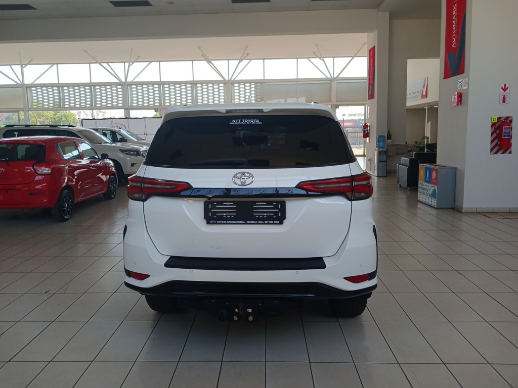 Used car gallery