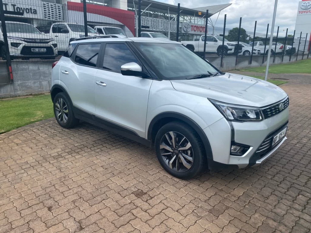 MAHINDRA XUV300 1.2T for Sale in South Africa