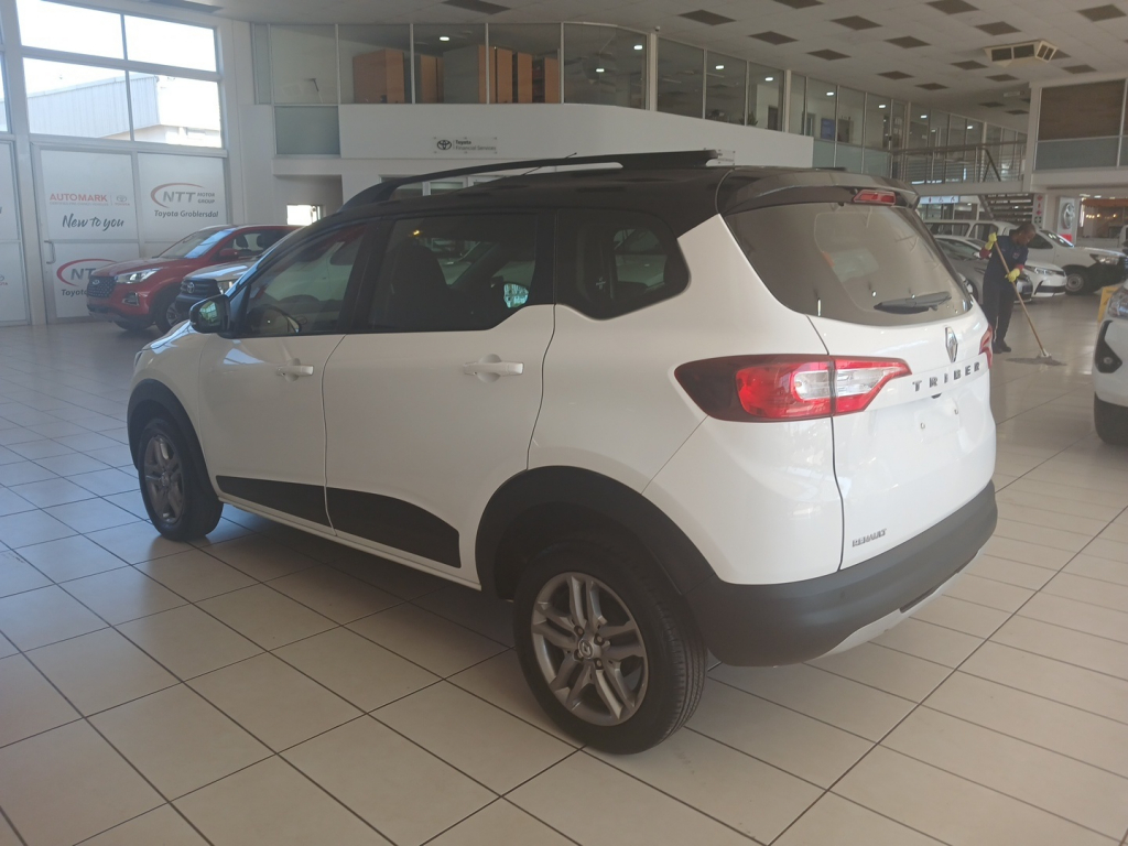 Used car gallery